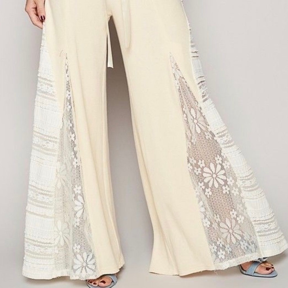 POL Lace Contrast Wide Leg Romantic Boho Pants in Ivory - Picture 2 of 11